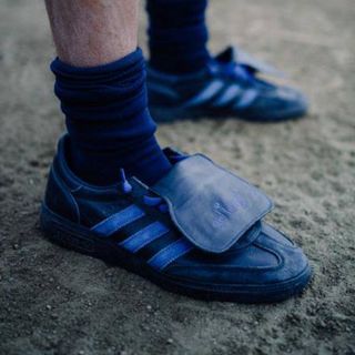 アディダス(adidas)のadidas handball spezial shukyu×e-wax(スニーカー)