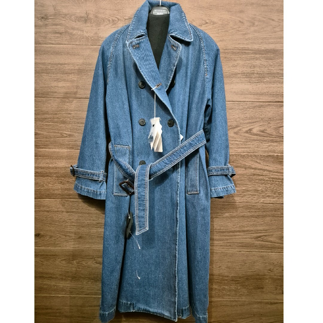 Weekend Max Mara(ウィークエンドマックスマーラ)のWEEKEND Max Mara デニムトレンチコート 新品タグ付き レディースのジャケット/アウター(トレンチコート)の商品写真