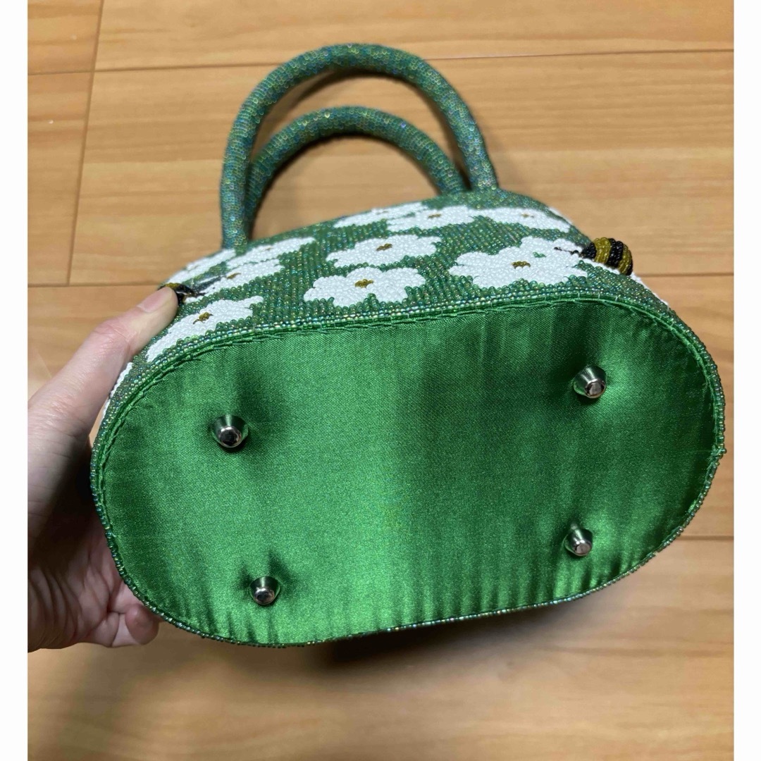 パーティバッグ 立体ビーズバッグ レディースのバッグ(ハンドバッグ)の商品写真