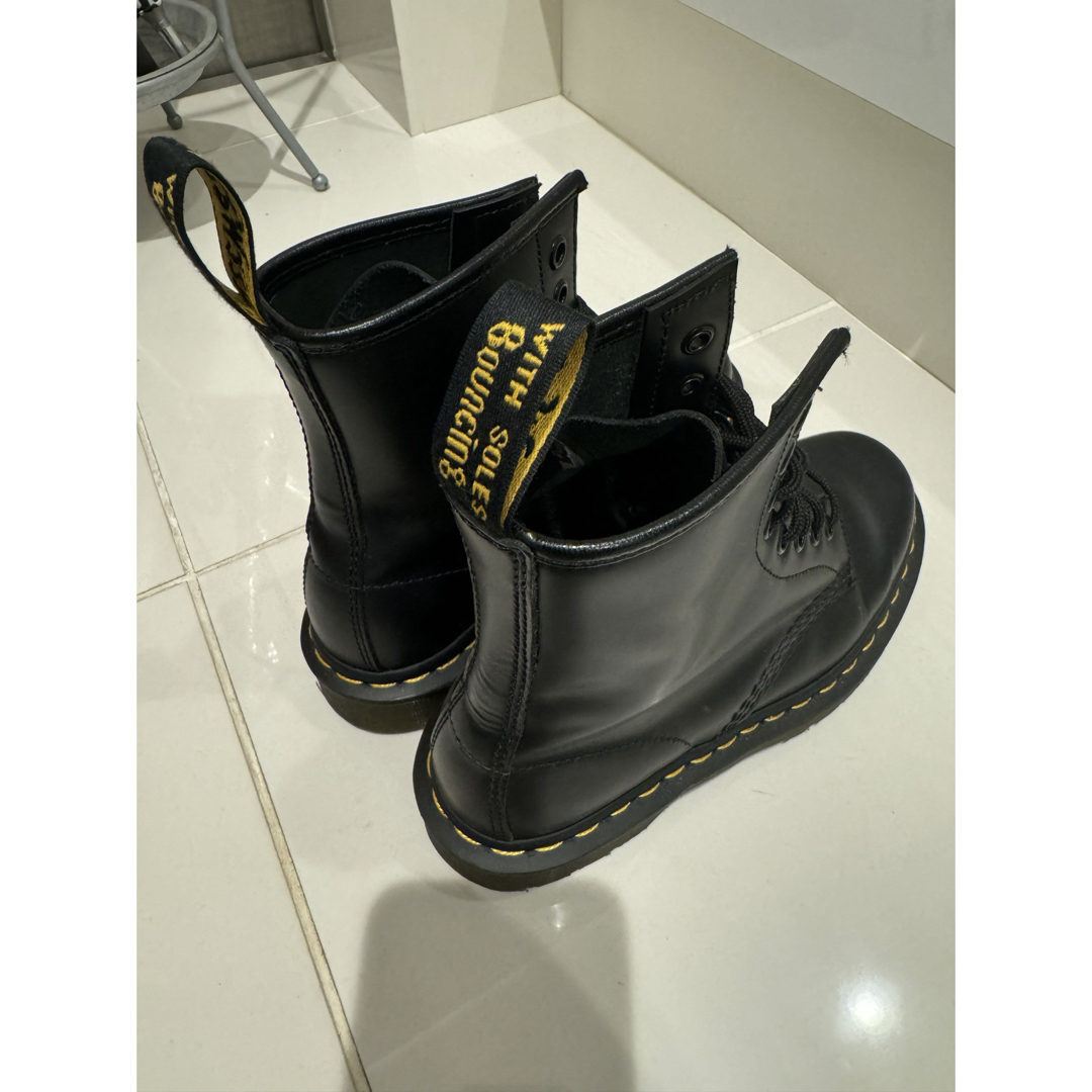 Dr.Martens(ドクターマーチン)の美品！ドクターマーチン 8ホール ブーツ 約23cm 箱付き レディースの靴/シューズ(ブーツ)の商品写真