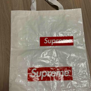 シュプリーム(Supreme)のSupreme ショッパー中 エコバッグ ショップバッグ ステッカー一枚(ショップ袋)