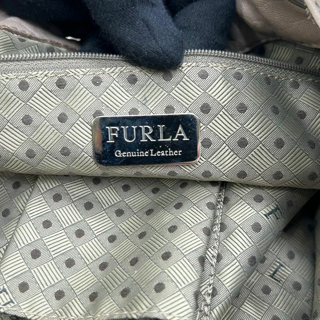 Furla(フルラ)のFURLA フルラ　s18 クロコ型押し　レザー　トートバッグ　肩掛け　ベージュ レディースのバッグ(トートバッグ)の商品写真