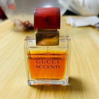 グッチ(Gucci)のGUCCI♡⃛香水 ACCENTI(香水(女性用))