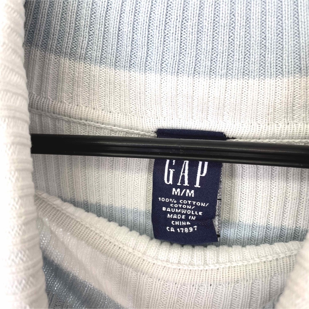 GAP(ギャップ)の美品【 GAP ギャップ 】 ボーダーニット　ハイネックニット パステルカラー レディースのトップス(ニット/セーター)の商品写真