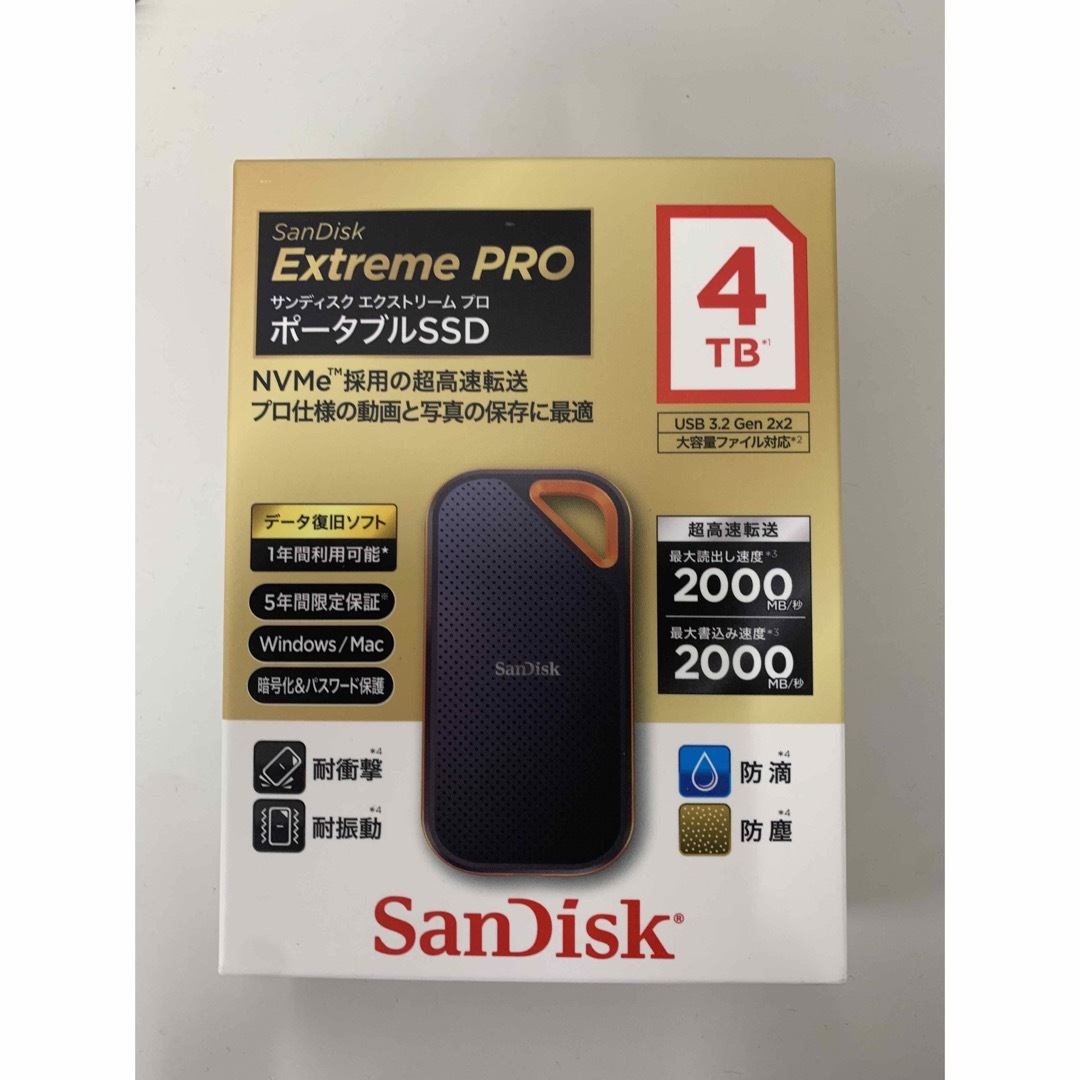 SanDisk(サンディスク)のSDSSDE81-4T00-J25 [SanDisk SSD 4TB] スマホ/家電/カメラのPC/タブレット(PC周辺機器)の商品写真