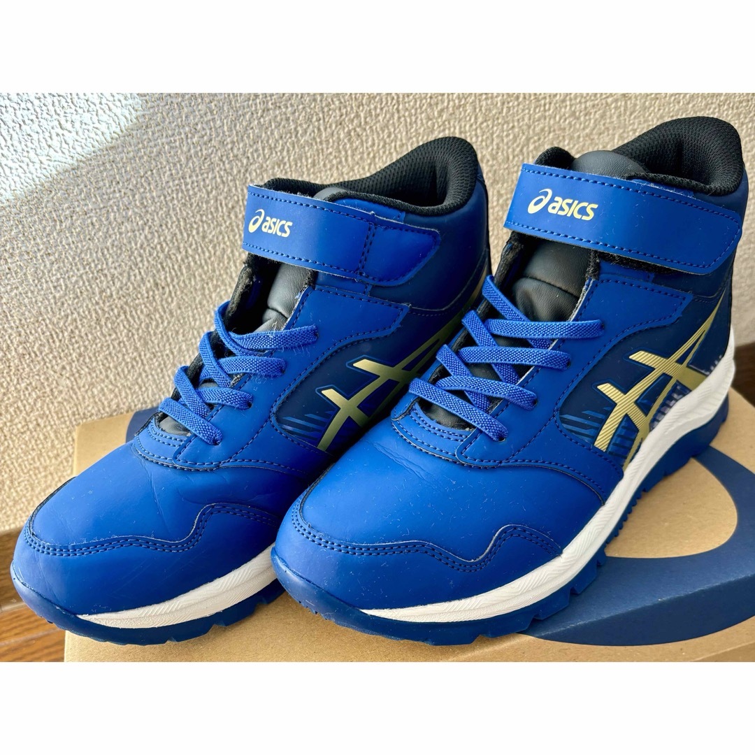 asics(アシックス)のアシックス スニーカー キッズ/ベビー/マタニティのベビー靴/シューズ(~14cm)(スニーカー)の商品写真