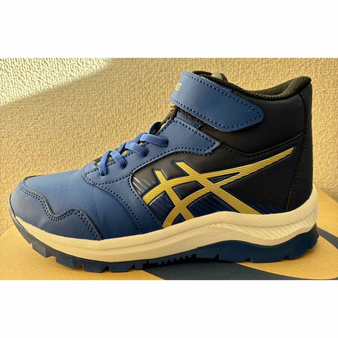 asics(アシックス)のアシックス スニーカー キッズ/ベビー/マタニティのベビー靴/シューズ(~14cm)(スニーカー)の商品写真