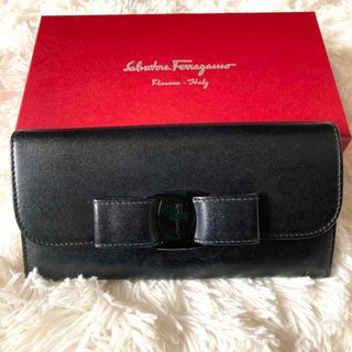 サルヴァトーレフェラガモ(Salvatore Ferragamo)の★サルヴァトーレフェラガモ★長財布★ヴァラ★レザー★ブラック★黒★(財布)