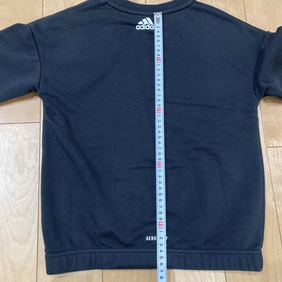 adidas(アディダス)のアディダス　adidas トレーナー　キッズ　男の子用　130㎝ キッズ/ベビー/マタニティのキッズ服男の子用(90cm~)(Tシャツ/カットソー)の商品写真