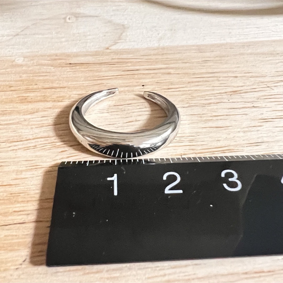 シルバーリング 925 銀 ニュームーン スムース 新月 甲丸 幅細 韓国 指輪 メンズのアクセサリー(リング(指輪))の商品写真