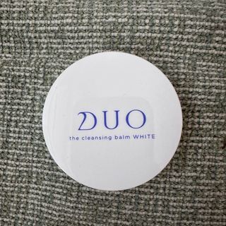 デュオ(DUO)の【新品未使用】DUO ザ クレンジングバーム ホワイト　20g(クレンジング/メイク落とし)