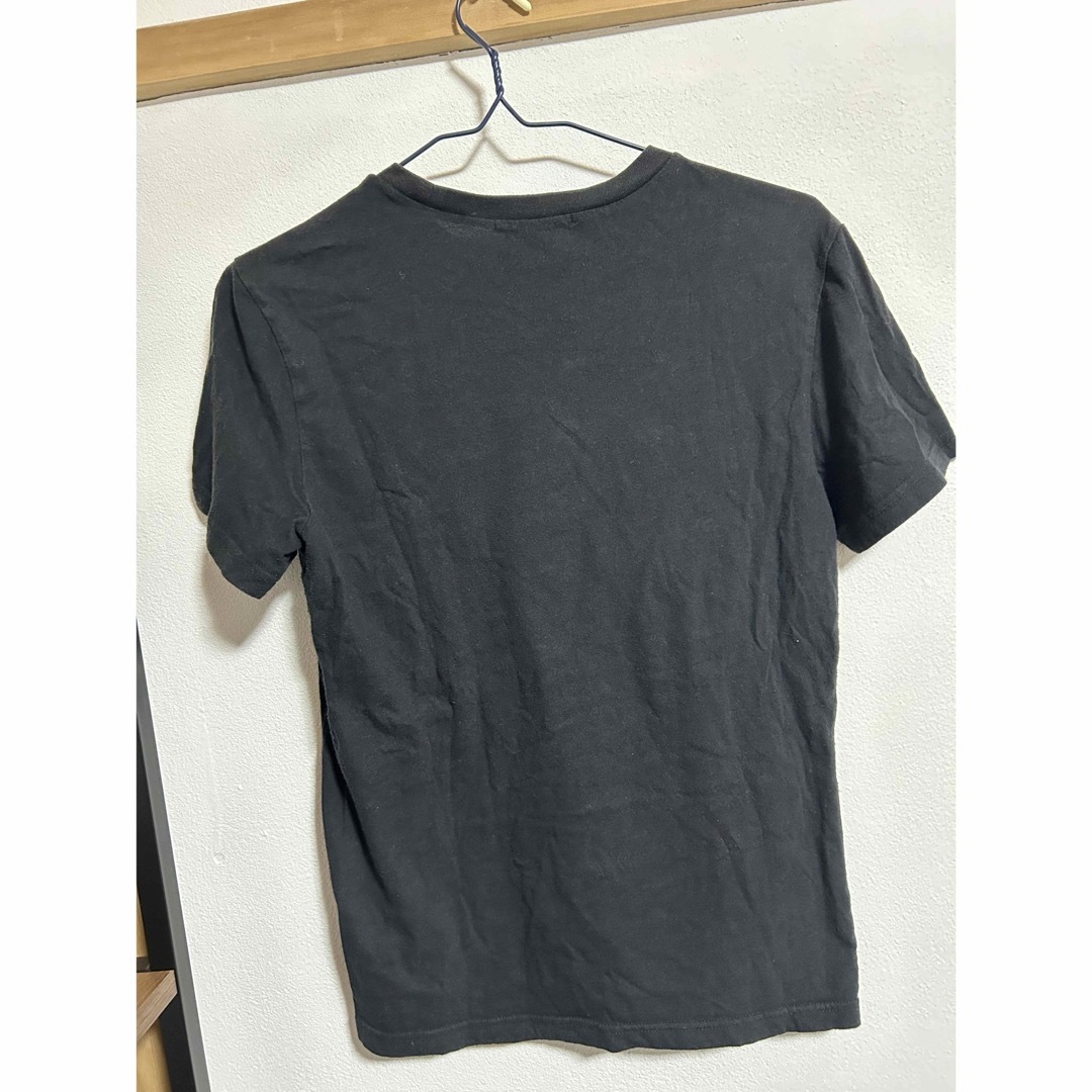 GUESS(ゲス)の値下げ❗️GUESS Tシャツ　レディース　Mサイズ レディースのトップス(Tシャツ(半袖/袖なし))の商品写真