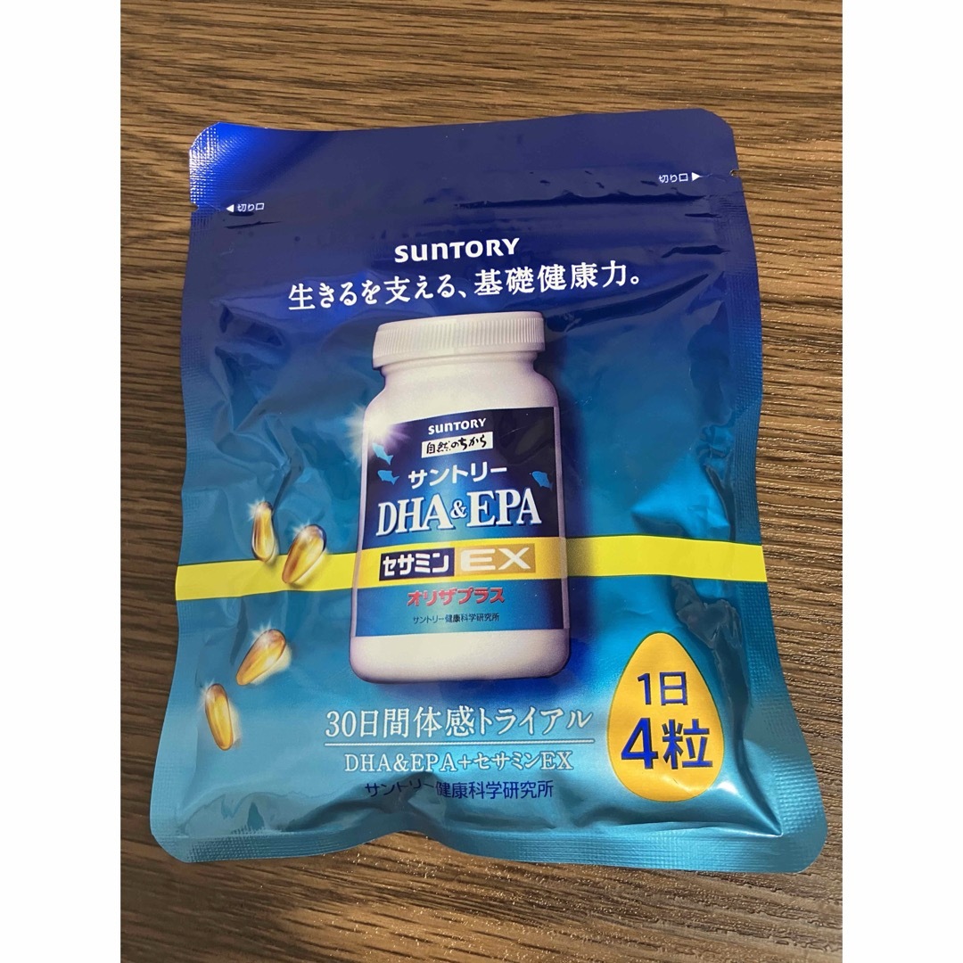 サントリー(サントリー)の新品　未開封　サントリー DHA＆EPA プラスビタミン　セサミンEX 食品/飲料/酒の健康食品(ビタミン)の商品写真