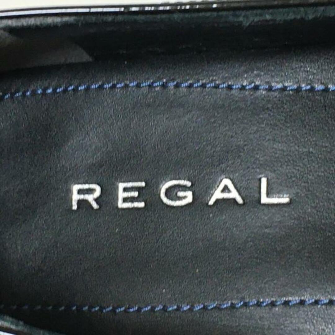 REGAL(リーガル)のREGAL(リーガル) パンプス 22.5 レディース - 黒 レザー×エナメル（レザー） レディースの靴/シューズ(ハイヒール/パンプス)の商品写真