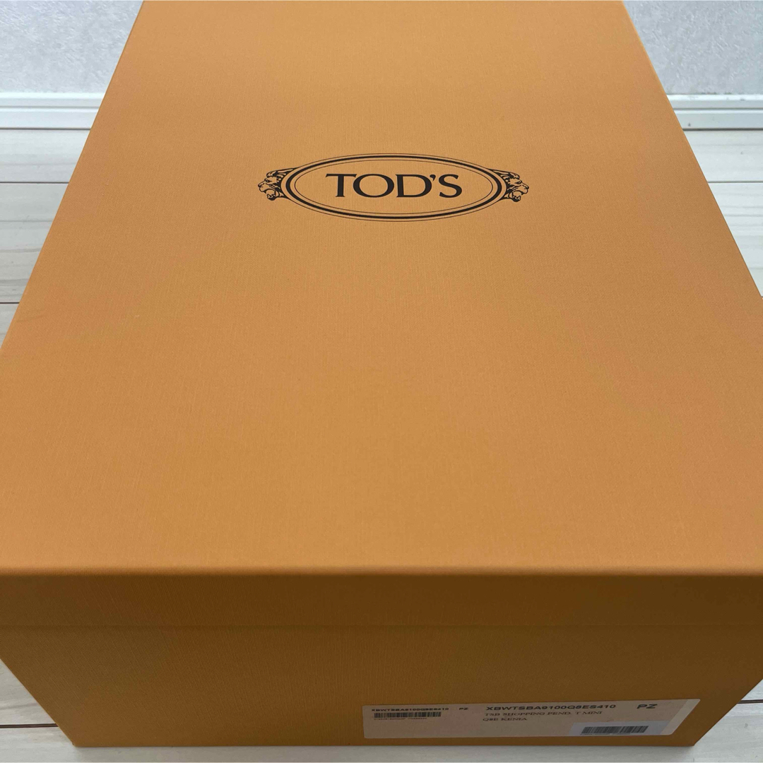 TOD'S(トッズ)のタイムレス レザー ショッピング バッグ ミニ レディースのバッグ(ハンドバッグ)の商品写真