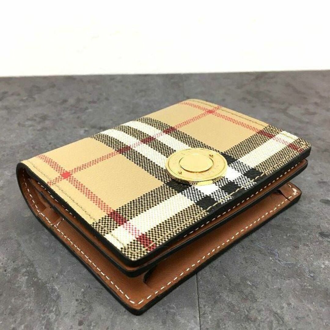 BURBERRY(バーバリー)の未使用品 BURBERRY コンパクトウォレット 400 レディースのファッション小物(財布)の商品写真