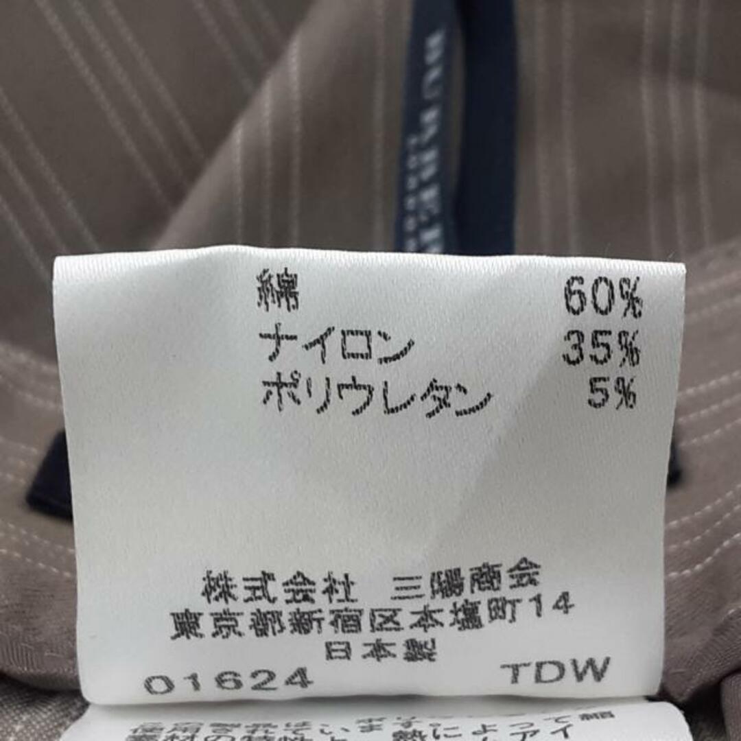 Burberry LONDON(バーバリーロンドン) パンツ サイズ44 XL レディース - グレー×白 クロップド(半端丈)/ストライプ レディースのパンツ(その他)の商品写真