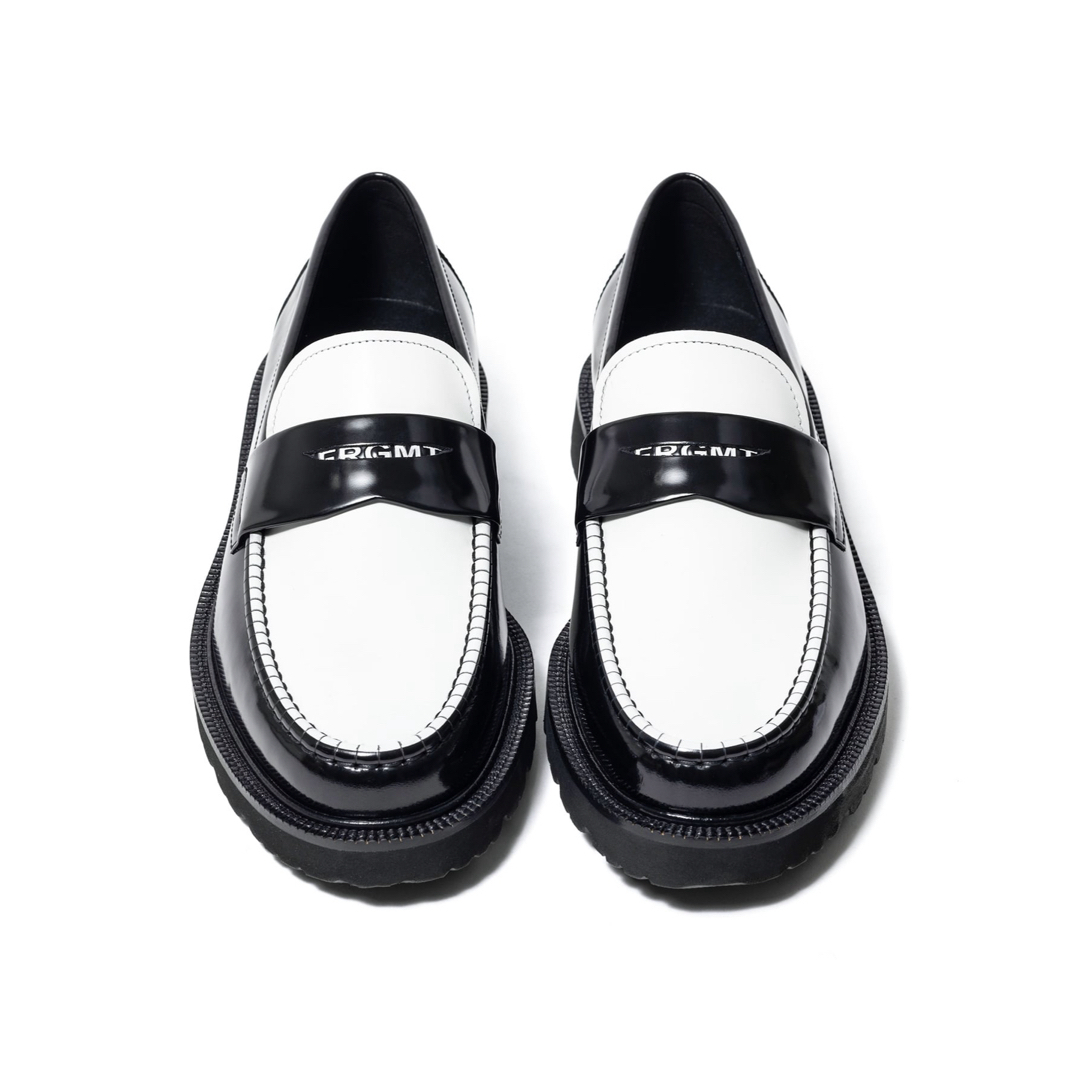 FRAGMENT(フラグメント)のFragment COLE HAAN Penny Loafer 白黒 26.5 メンズの靴/シューズ(ドレス/ビジネス)の商品写真