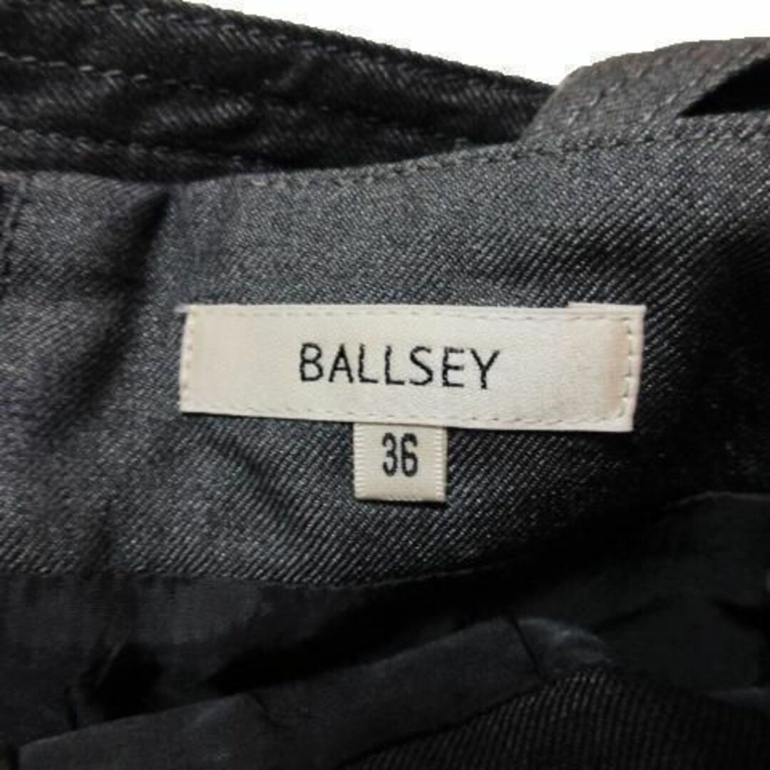 Ballsey(ボールジィ)のボールジィ スカート ミニ タイト ベルト 36 グレー 210518YH5A レディースのスカート(ミニスカート)の商品写真