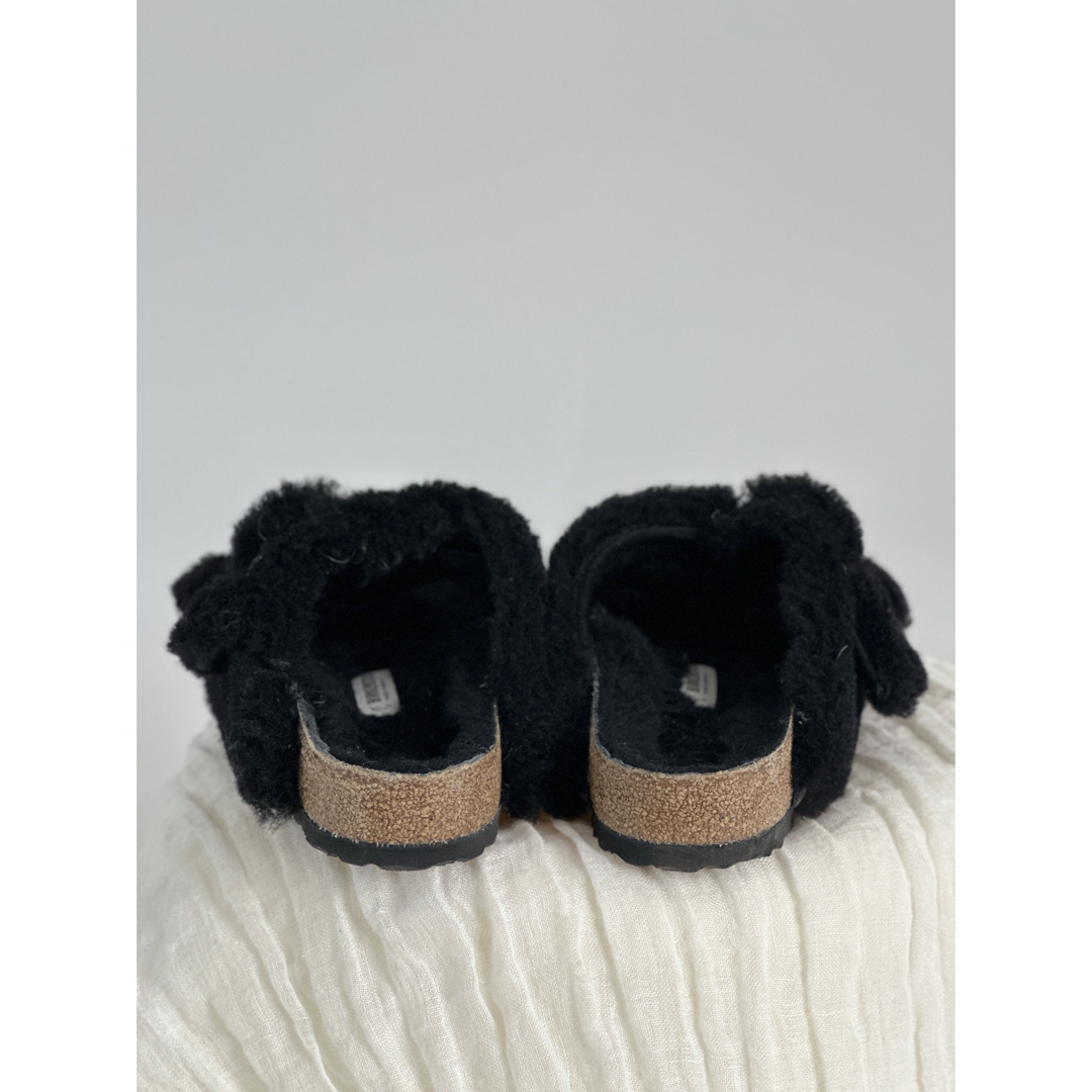 BIRKENSTOCK(ビルケンシュトック)のビルケン　サンダル　Teddy　ボア　 レディースの靴/シューズ(サンダル)の商品写真