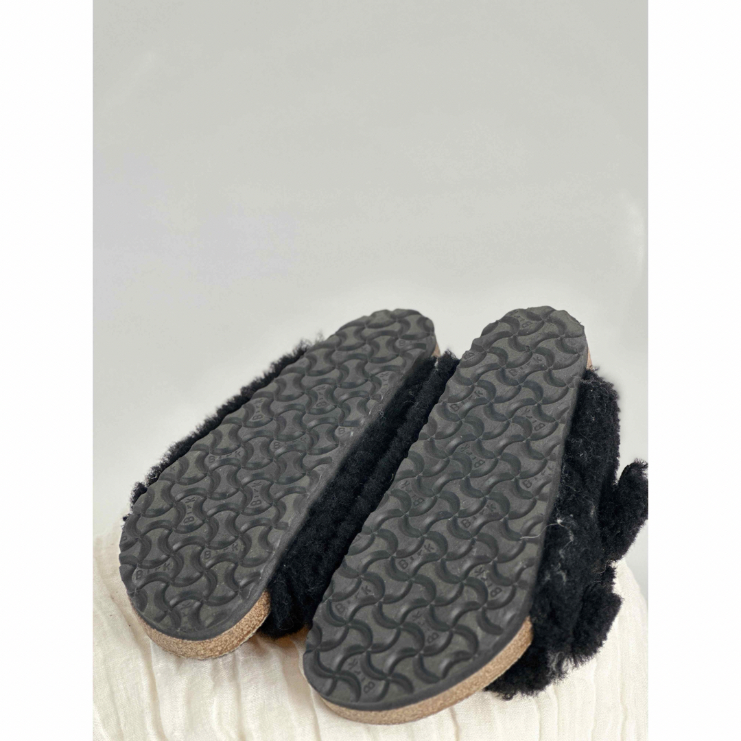 BIRKENSTOCK(ビルケンシュトック)のビルケン　サンダル　Teddy　ボア　 レディースの靴/シューズ(サンダル)の商品写真