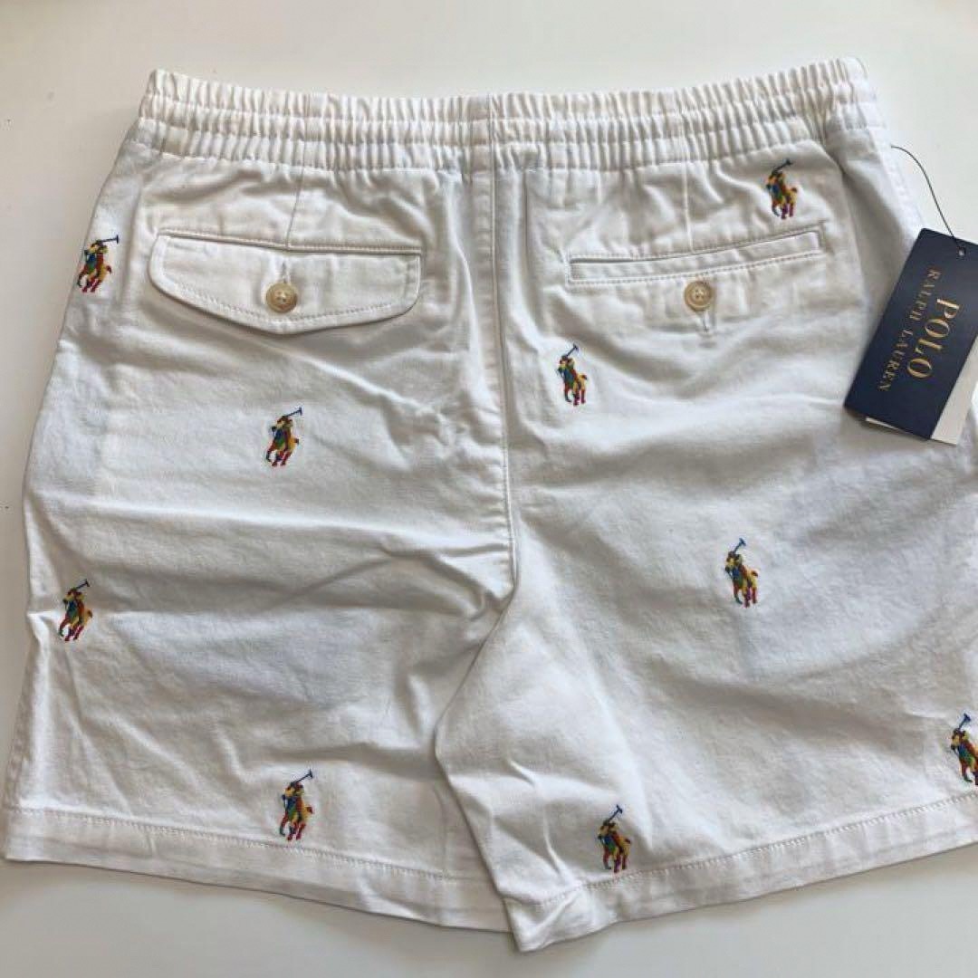 Ralph Lauren(ラルフローレン)の【新品】ラルフローレン ホワイト ポロロゴ ショートパンツ 5 キッズ/ベビー/マタニティのキッズ服男の子用(90cm~)(パンツ/スパッツ)の商品写真