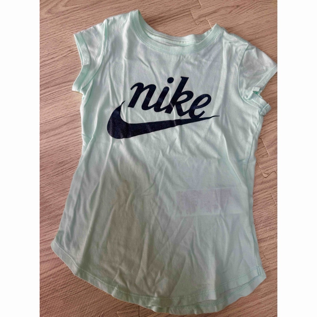 NIKE(ナイキ)のNIKE 110cm Tシャツ キッズ/ベビー/マタニティのキッズ服女の子用(90cm~)(Tシャツ/カットソー)の商品写真