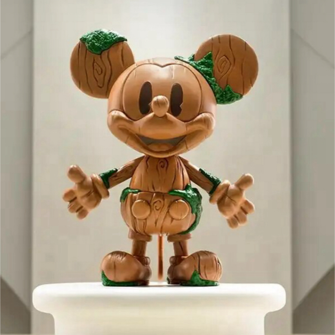 Disney(ディズニー)のPopmart ディズニー　100th ミッキー　シークレット　Woodcut エンタメ/ホビーのフィギュア(その他)の商品写真