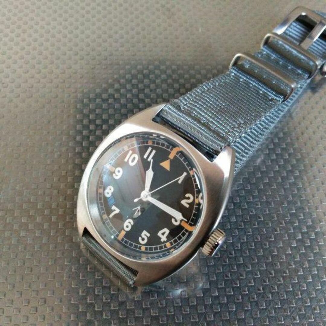 6BB W10 ミリタリーウォッチ 腕時計 ／ オートマチック 自動巻き 未使用 エンタメ/ホビーのミリタリー(個人装備)の商品写真