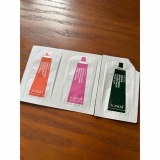 kuoca ハンドクリーム　サンプル　black tea peach(ハンドクリーム)