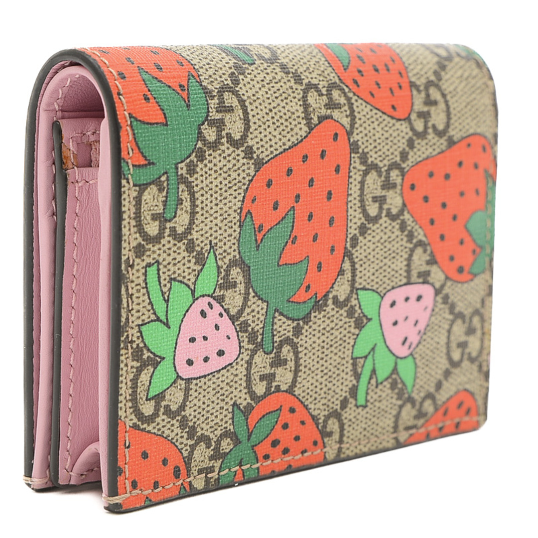 Gucci(グッチ)のグッチ GGスプリーム ストロベリープリント 二つ折り財布 ミニウォレット べー レディースのファッション小物(財布)の商品写真
