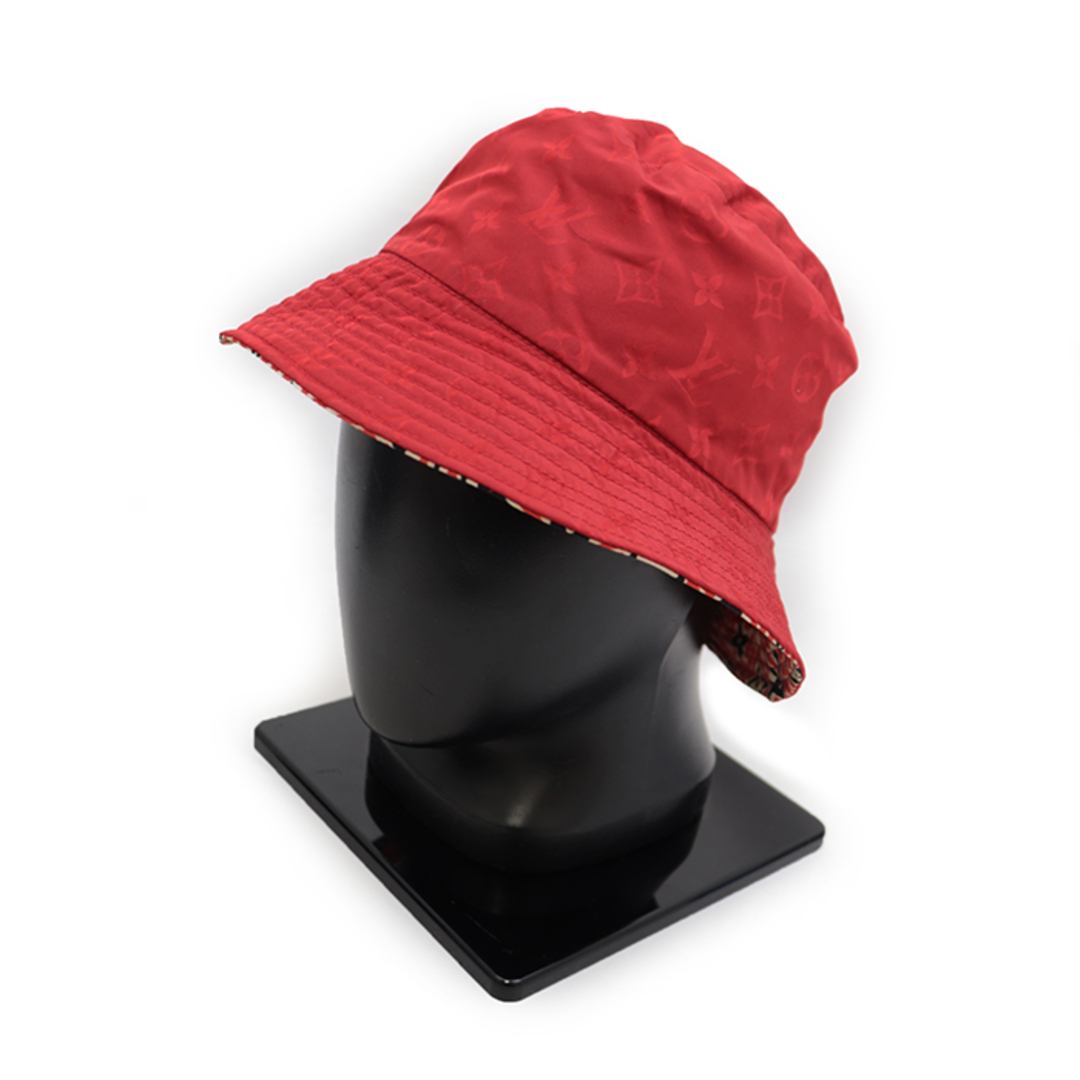 LOUIS VUITTON(ルイヴィトン)の美品 ルイ・ヴィトン M76537 クレームルージュ・モノグラム リバーシブル ナイロンバケット ハット 赤 紺 レッド ネイビー LOUIS VUITTON レディースの帽子(ハット)の商品写真