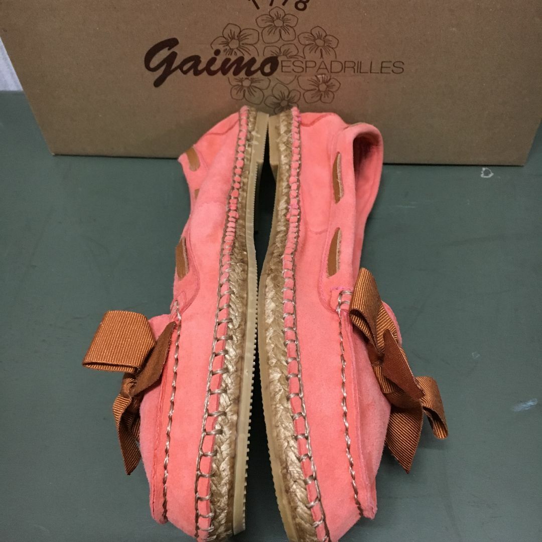 gaimo(ガイモ)のスペイン製　gaimo　ガイモ　シューズ　USED レディースの靴/シューズ(スリッポン/モカシン)の商品写真