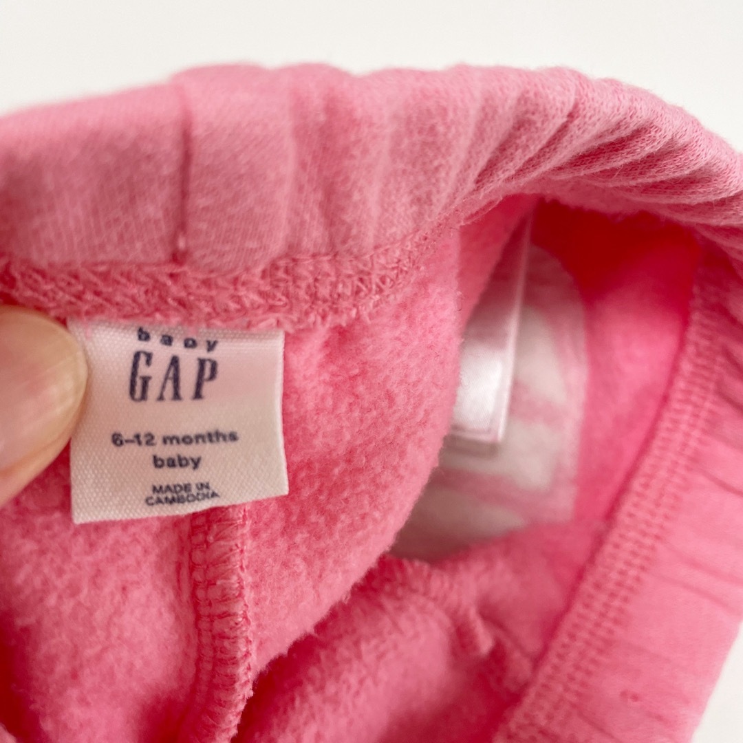 babyGAP(ベビーギャップ)の【値下げ】baby GAPセットアップ 女の子服 ピンク ベビー服 キッズ/ベビー/マタニティのベビー服(~85cm)(カーディガン/ボレロ)の商品写真