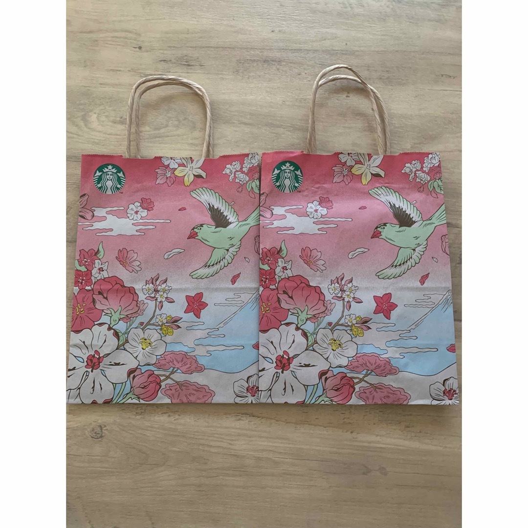 Starbucks(スターバックス)のスタバ紙袋2枚　桜 レディースのバッグ(ショップ袋)の商品写真