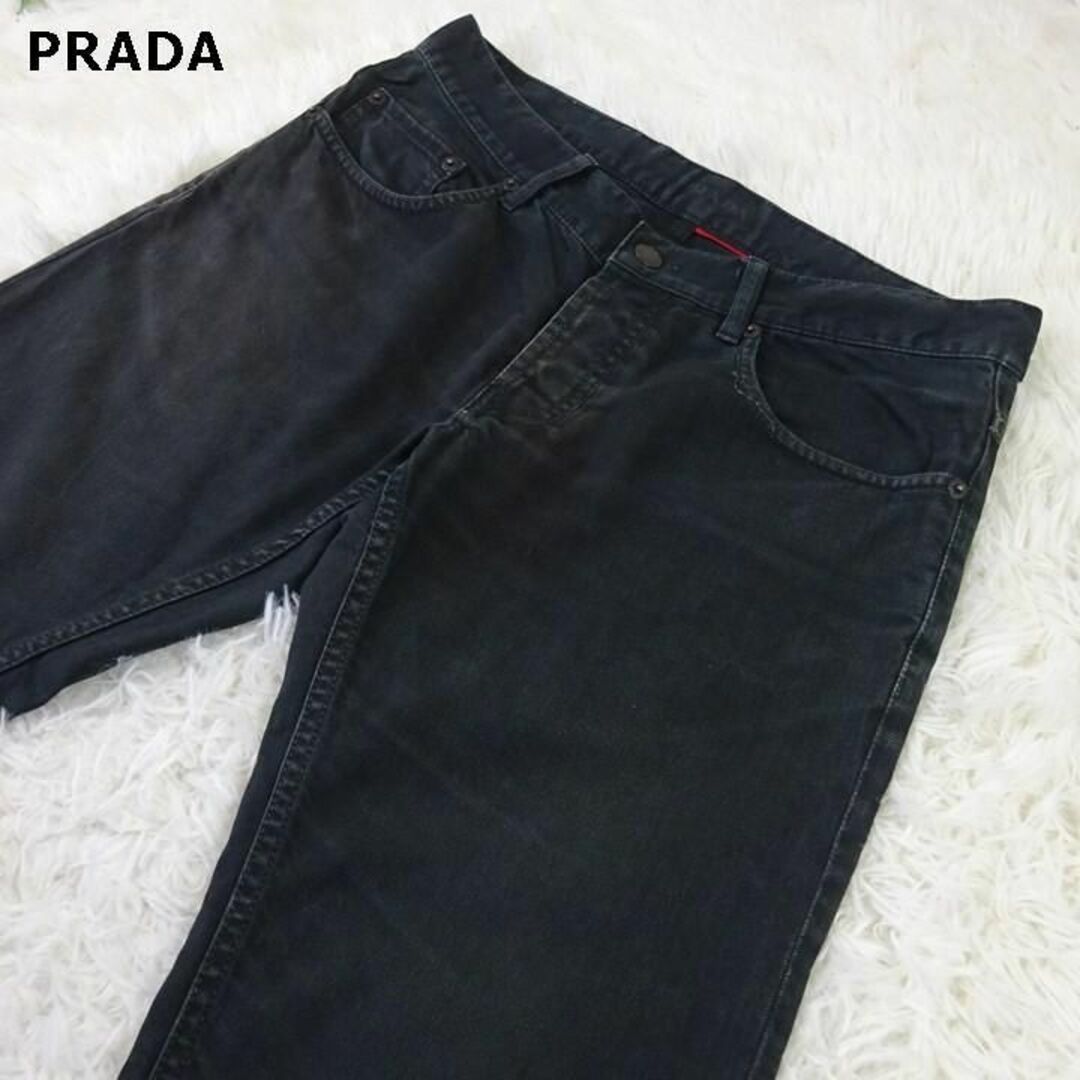 PRADA(プラダ)のプラダ　銀ボタン　スリムスキニーブラックデニムパンツ　W30　ブルガリア製 メンズのパンツ(デニム/ジーンズ)の商品写真