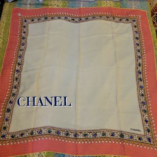 シャネル(CHANEL)のレア　稀少　CHANEL　シャネル　スカーフ　シルク　100%　ヴィンテージ(バンダナ/スカーフ)