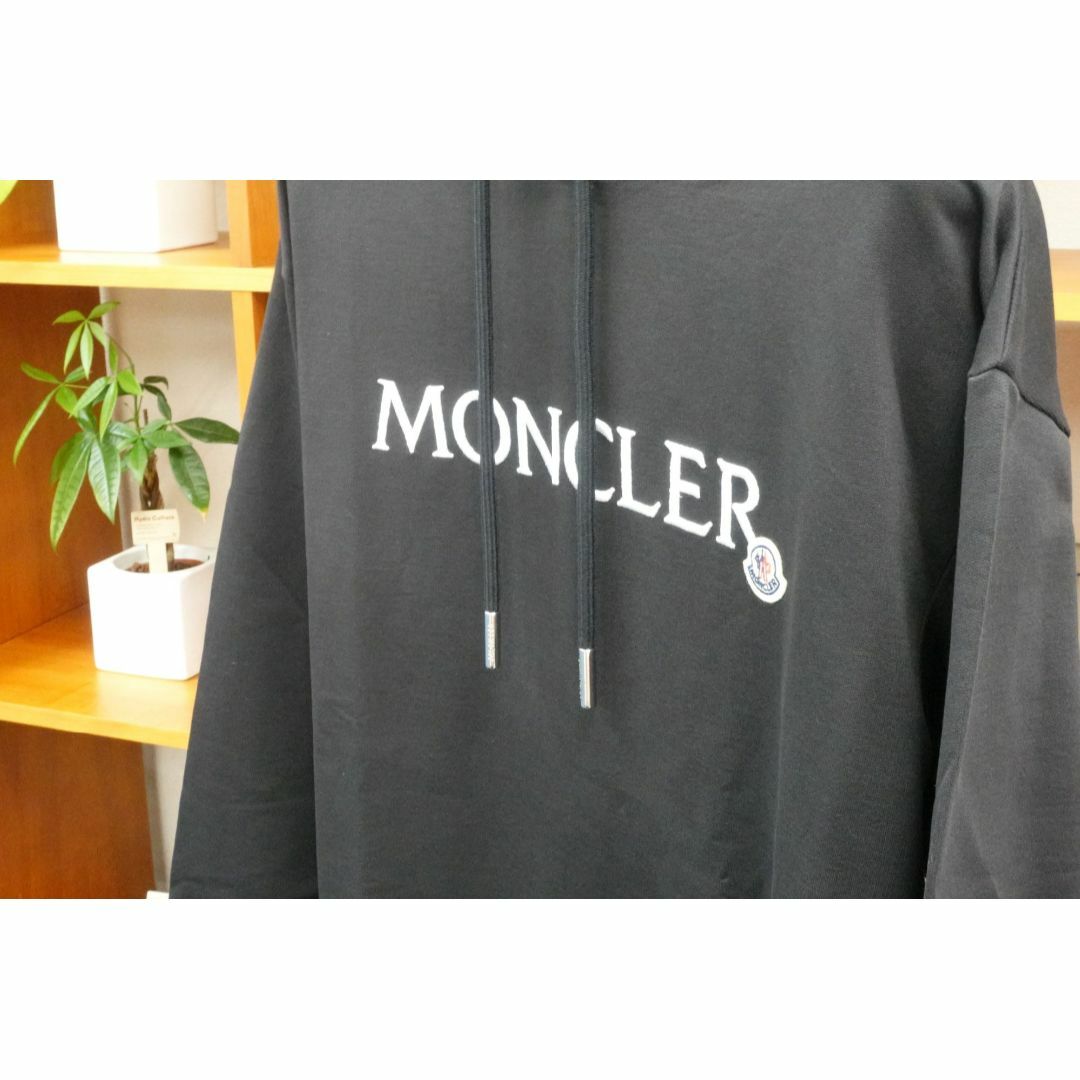 MONCLER(モンクレール)のMONCLER モンクレール ★ パーカー サイズM メンズのジャケット/アウター(マウンテンパーカー)の商品写真