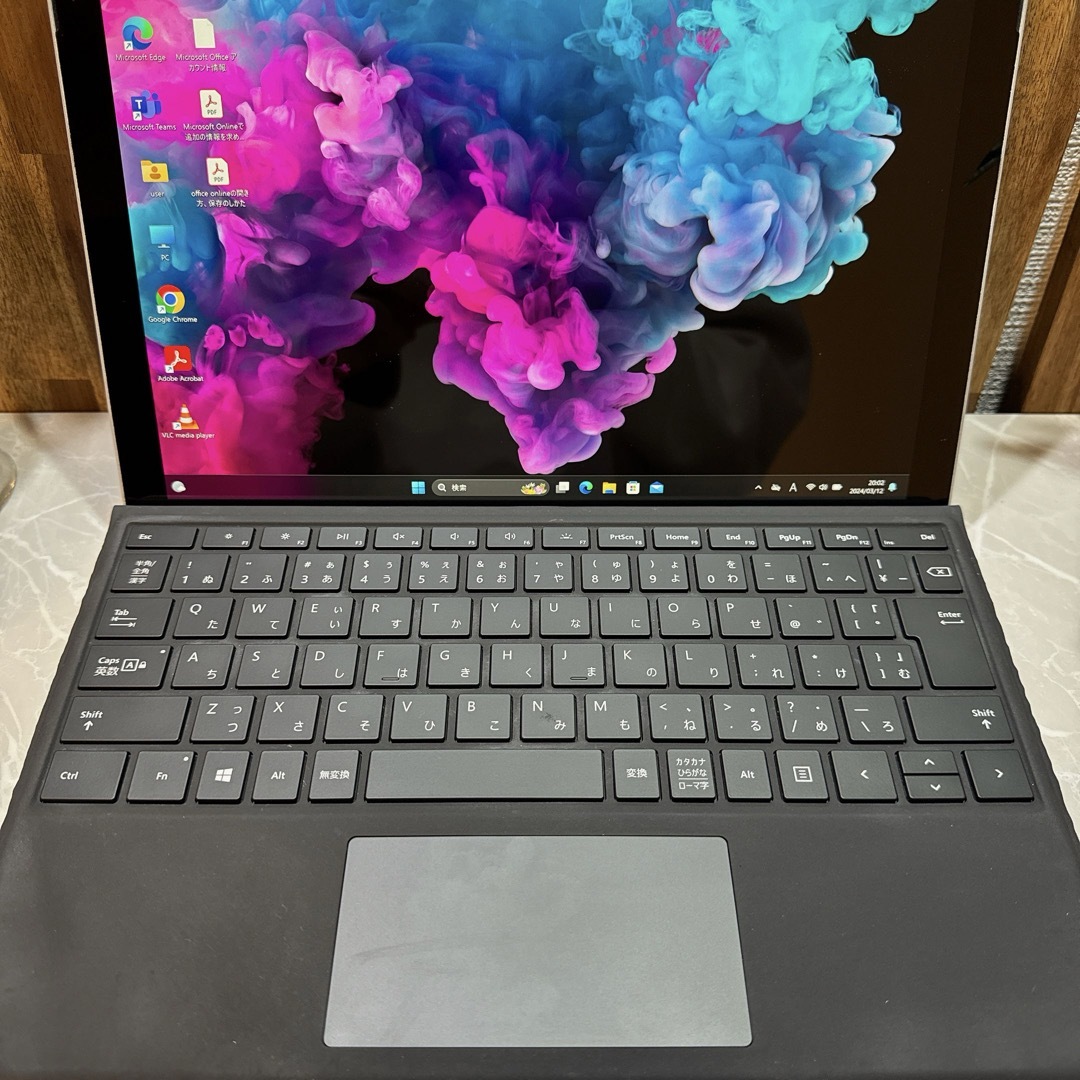 Microsoft(マイクロソフト)のSurface pro 6☘Corei5第8世代☘メモリ8GB/SSD128GB スマホ/家電/カメラのPC/タブレット(ノートPC)の商品写真