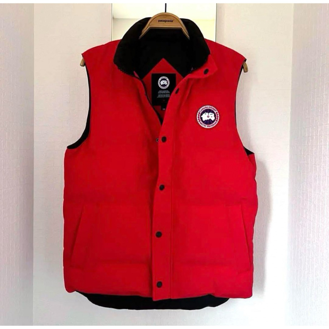 CANADA GOOSE(カナダグース)のCANADA GOOSE カナダグース Garson Vest M ☆未使用 メンズのジャケット/アウター(ダウンベスト)の商品写真