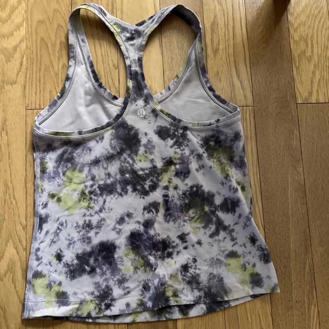 lululemon(ルルレモン)のルルレモン　Tタンク レディースのトップス(タンクトップ)の商品写真