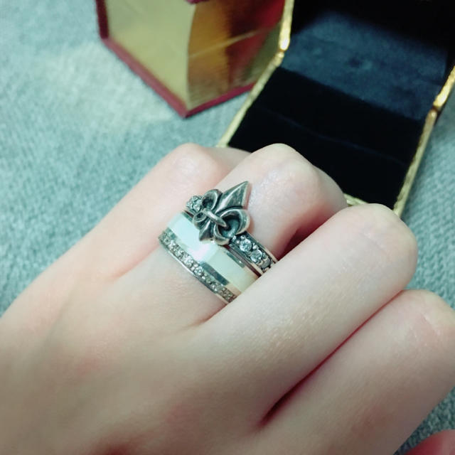 BLESS(ブレス)の◆BLESS◆ユリ⚜️シェルリング💍✝️◆セット販売◆ レディースのアクセサリー(リング(指輪))の商品写真