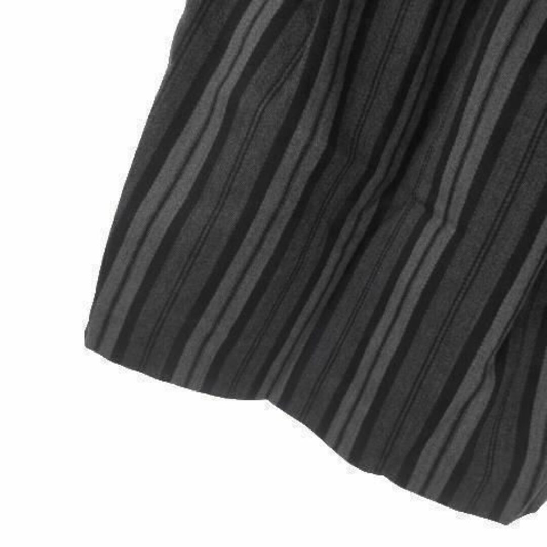 IENA(イエナ)のイエナ スカート タイト ミニ ストライプ 38 グレー 210726YH3A レディースのスカート(ミニスカート)の商品写真