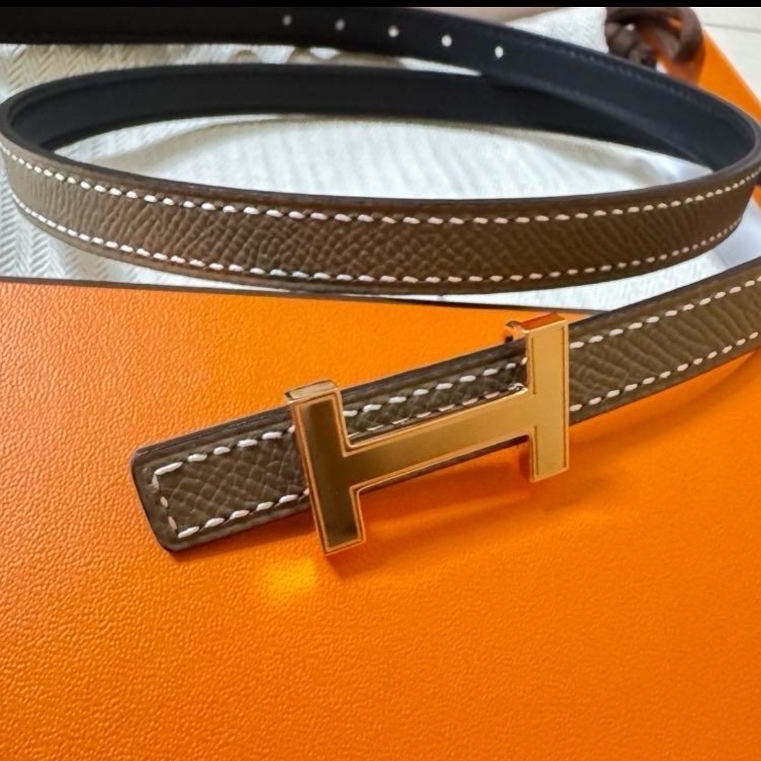 Hermes(エルメス)の◆新品◆エルメス◆ベルト　フォーカス　リバーシブル　エトゥープ　ブラック レディースのファッション小物(ベルト)の商品写真