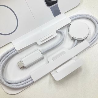 アップルウォッチ(Apple Watch)のapple watch （タイプC）ケーブル ,純正品 充電器(バッテリー/充電器)