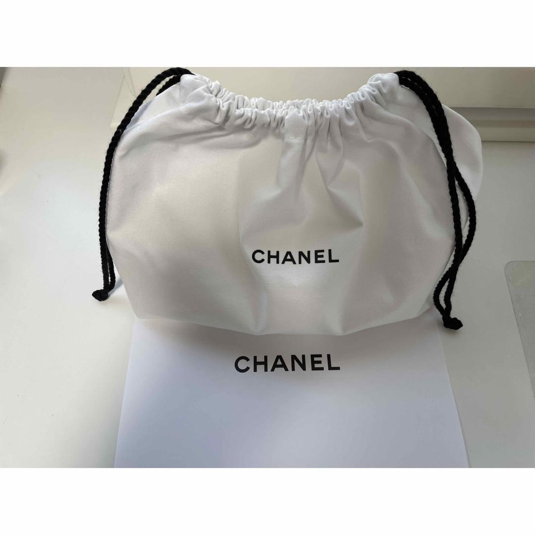 CHANEL(シャネル)のシャネル　ノベルティ　オリジナルポーチ　新品　非売品巾着ポーチ レディースのファッション小物(ポーチ)の商品写真