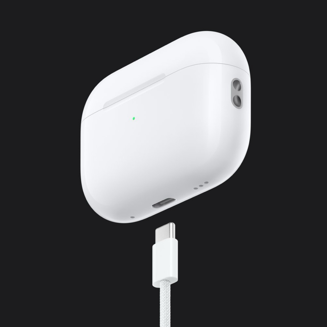 Apple(アップル)のAirPods Pro（第2世代） スマホ/家電/カメラのオーディオ機器(ヘッドフォン/イヤフォン)の商品写真