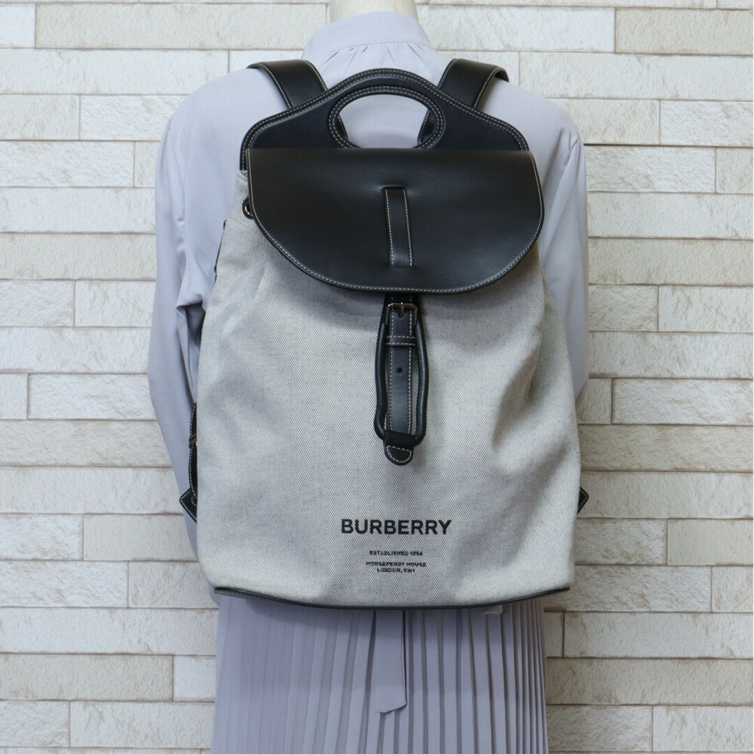 BURBERRY(バーバリー)のバーバリー ホースフェリープリント ポケットバックパック リュック・デイパック キャンバス 8041665 メンズ BURBERRY  中古 メンズのバッグ(バッグパック/リュック)の商品写真