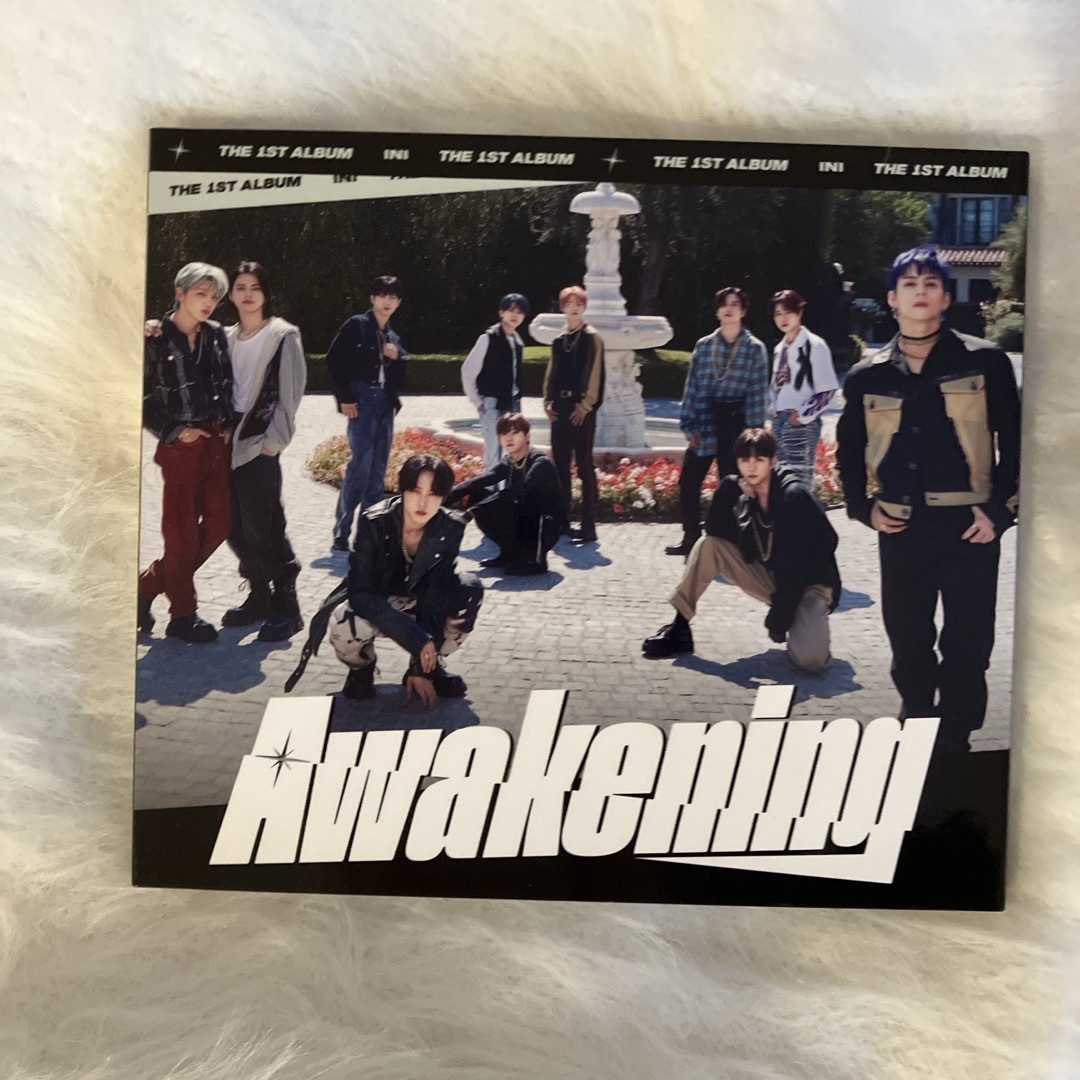 INI(アイエヌアイ)のINI 「Awaking」 CD エンタメ/ホビーのタレントグッズ(アイドルグッズ)の商品写真