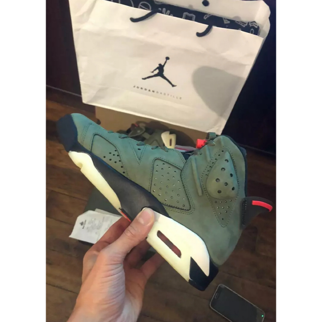 NIKE(ナイキ)の Nike Air Jordan 6 Travis Scott Cactus メンズの靴/シューズ(スニーカー)の商品写真